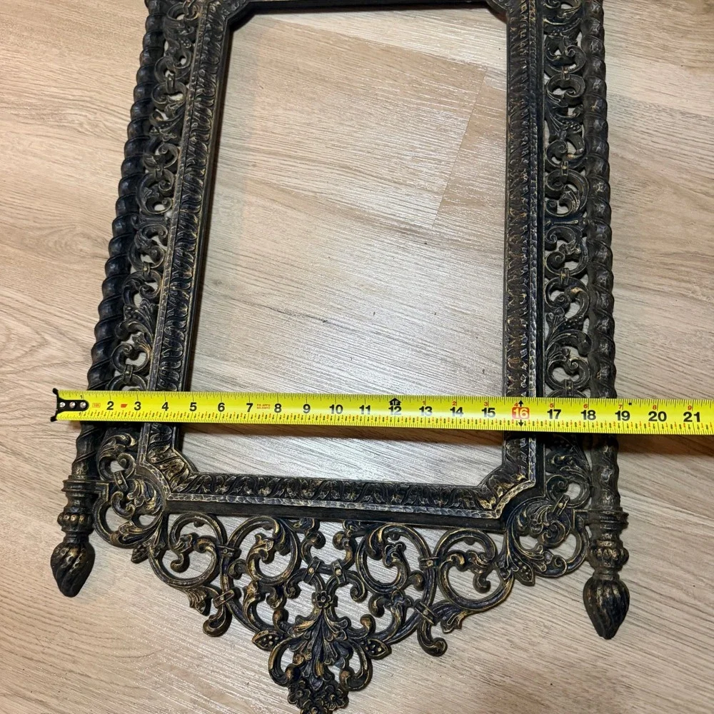Vintage Syroco HOMCO Gothic Hollywood Regency Frame 32x19 USA Ornate
